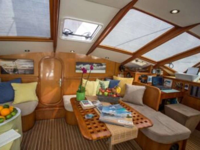 Hire a Privilege BELLINE II British Virgin Islands (BVI)