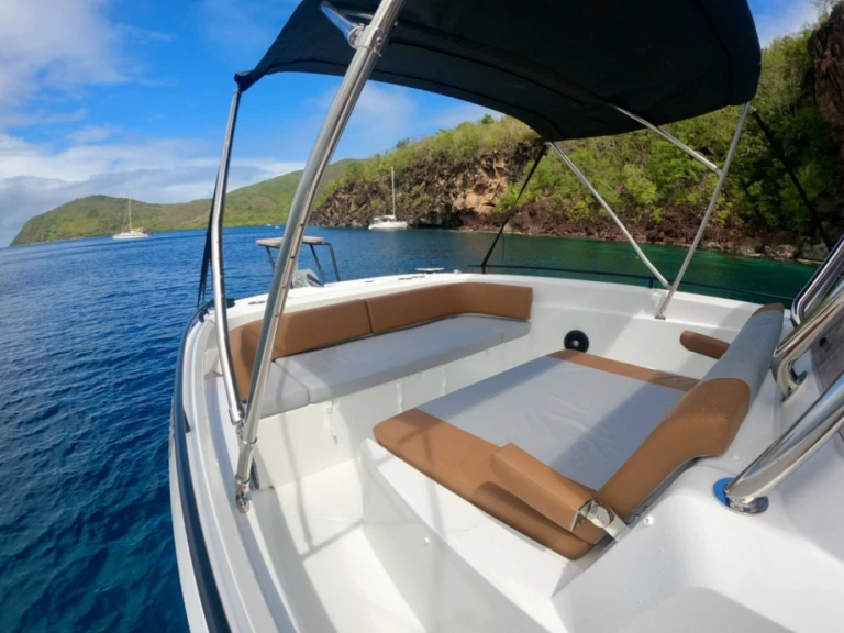 Yacht hire Les Trois-Îlets cheap Flyer 9