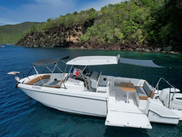 Bénéteau Flyer 9 charter bareboat or skippered in  Les Trois-Îlets