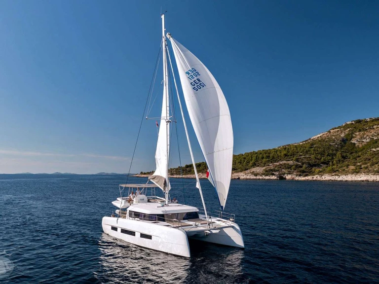 Yacht charter Saint Thomas Island - Dufour WALK'N ON SUNSHINE on SamBoat