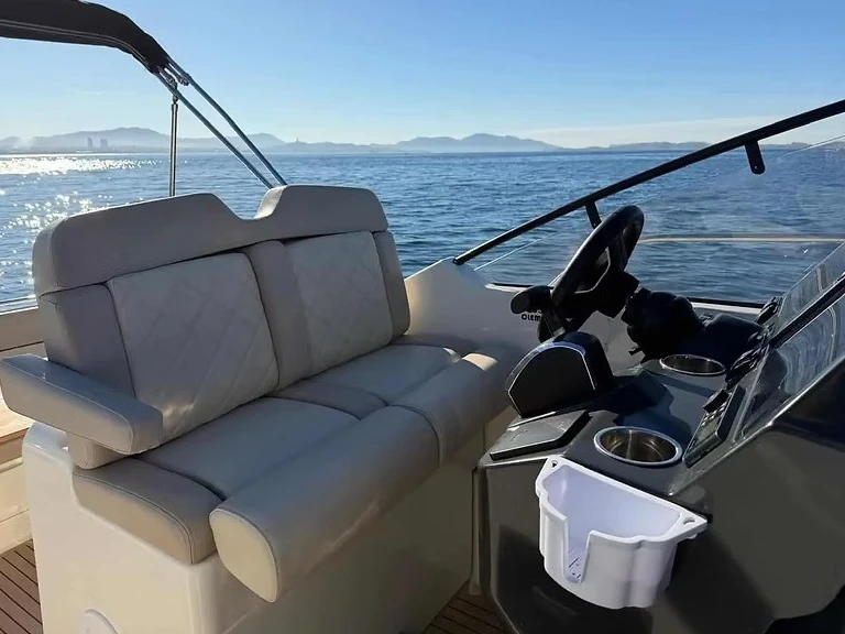 Yacht hire Antibes cheap Activ 875 Sundeck