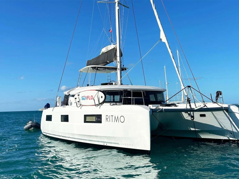 Charter a Lagoon RITMO in British Virgin Islands (BVI) on Samboat