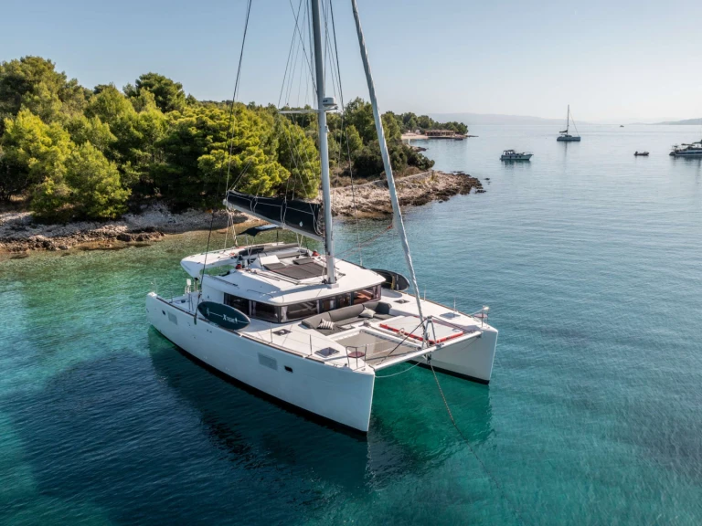 Charter a Lagoon Falco  in Croatia on Samboat