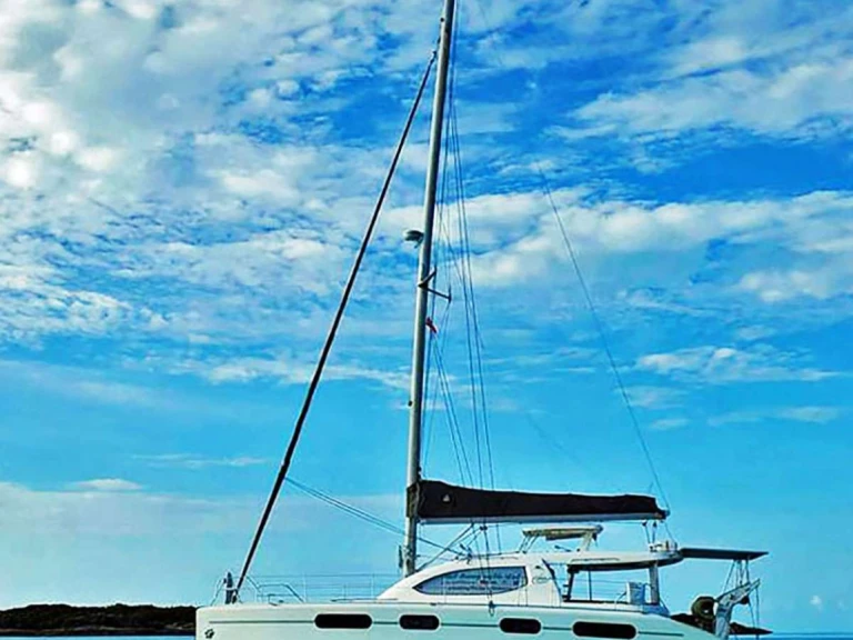 Yacht hire Fort Lauderdale cheap THE SPACE BETWEEN