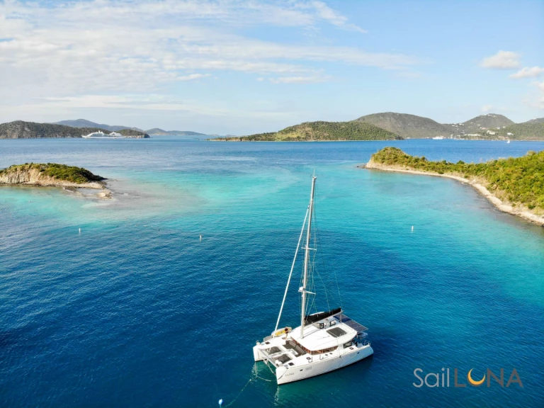 Luxury Yacht to hire U.S. Virgin Islands at the best price
