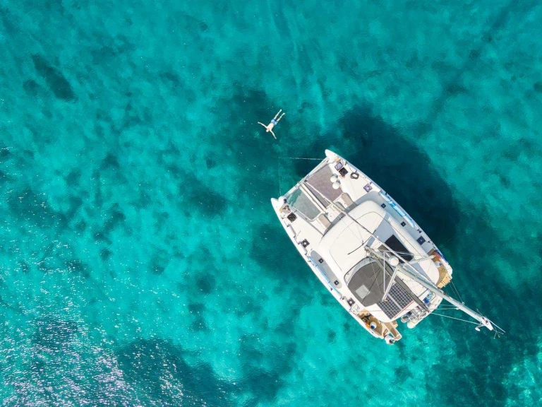 Luxury Yacht hire in Croatia - Lagoon AURA