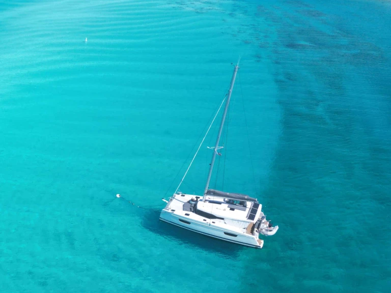 Hire a Fountaine Pajot VIVE L'AMOUR Bahamas