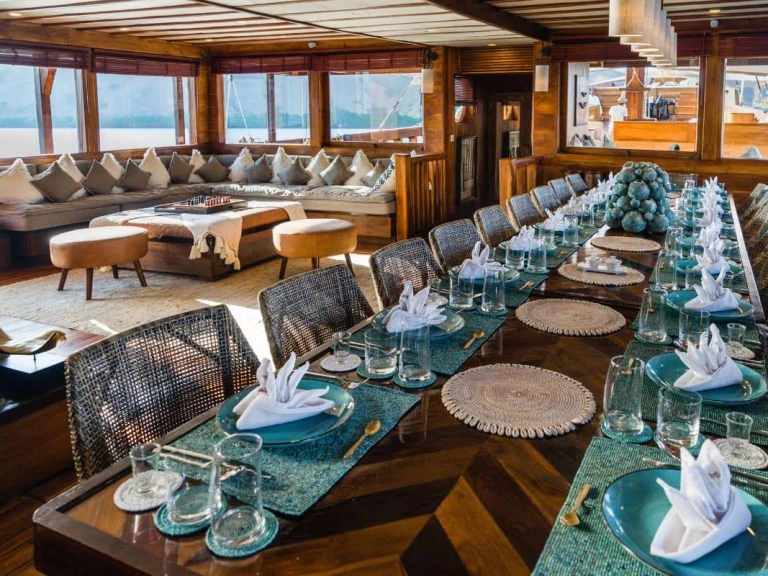 Luxury Yacht hire in Labuan Bajo -  Prana by Atzaro