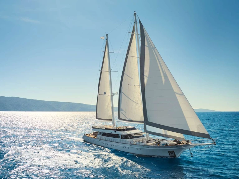 Hire Luxury Yacht with or without skipper Custom Split