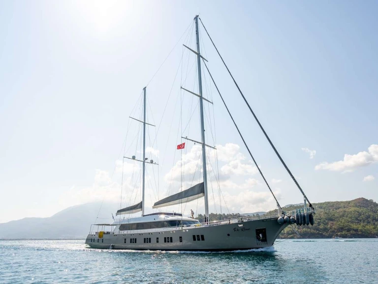 Hire Luxury Yacht with or without skipper Custom Bodrum