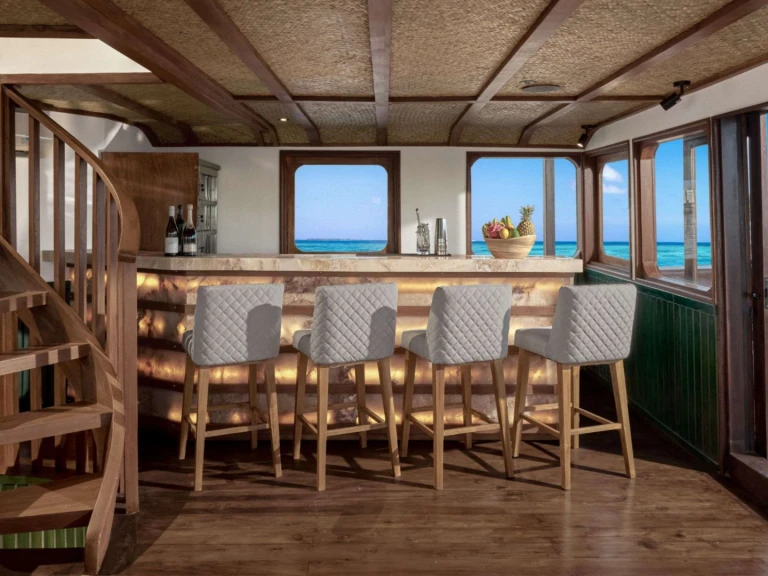 Luxury Yacht to hire Labuan Bajo at the best price
