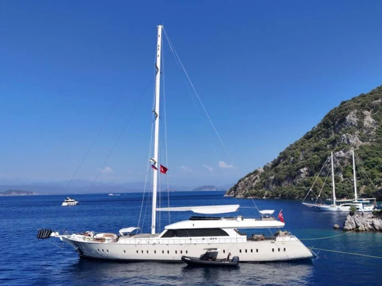 Luxury Yacht hire in Göcek - Custom Gulet-Motor Sailor DODO