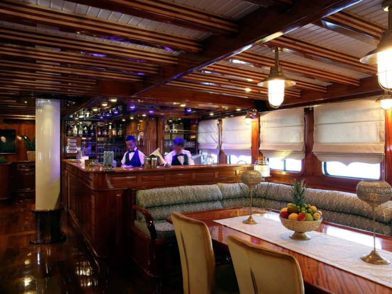 Yacht charter Turkey - Admiral Marine QUEEN ATLANTIS on SamBoat