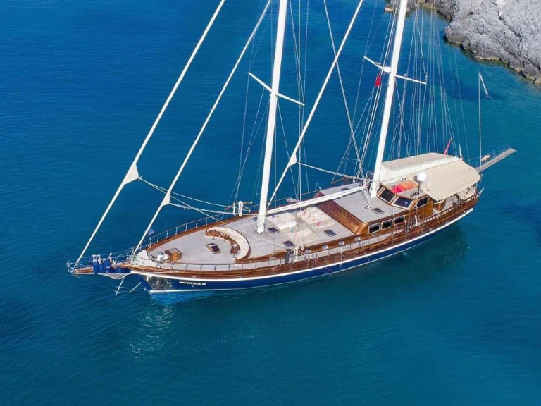Hire a Custom built - Bodrum ZEPHYRIA II Bodrum
