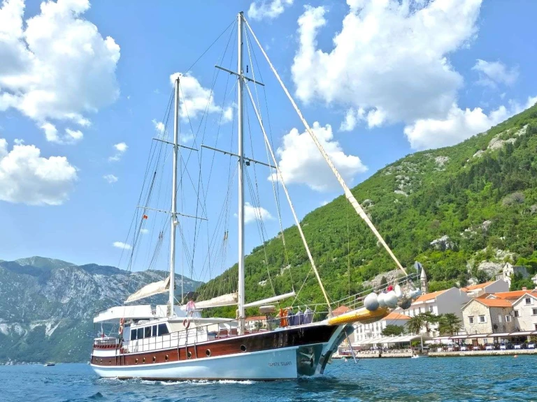 Yacht hire Bodrum cheap WHITE SWAN
