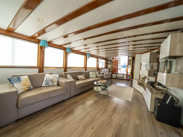Charter a Custom WHITE SWAN in Bodrum on Samboat