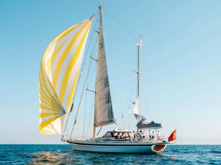Hire a Jongert Colombaio Bodrum