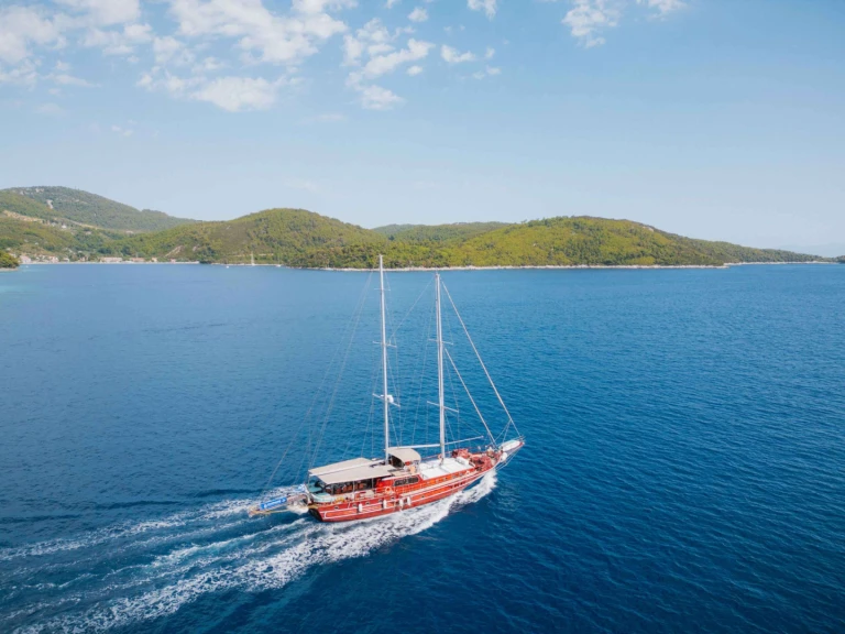 Yacht charter Athens - Turkish shipyard ERATO on SamBoat