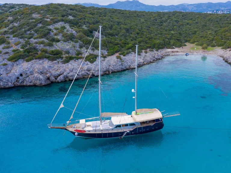 Hire Luxury Yacht with or without skipper Custom built - Bodrum Capo d'Orlando