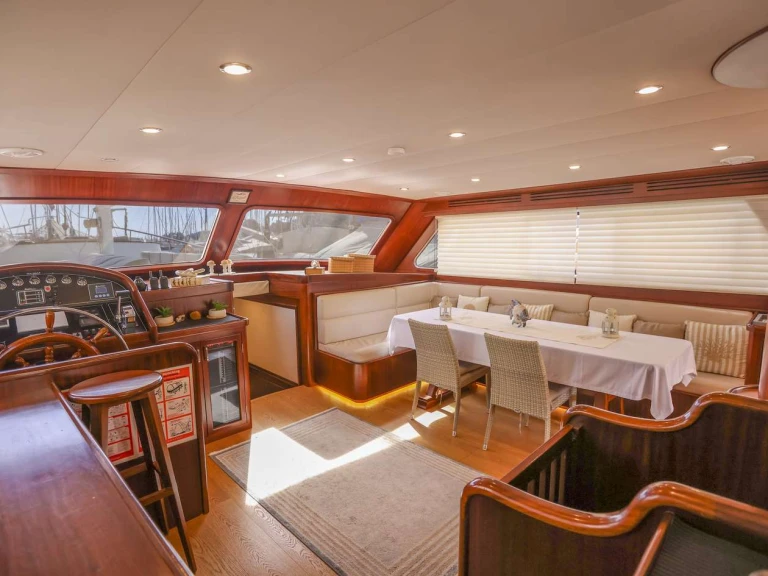 Yacht hire Bodrum cheap ULUCINAR