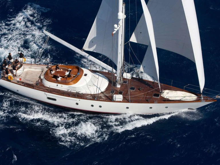 Hire Luxury Yacht Perini Navi with a boat licence