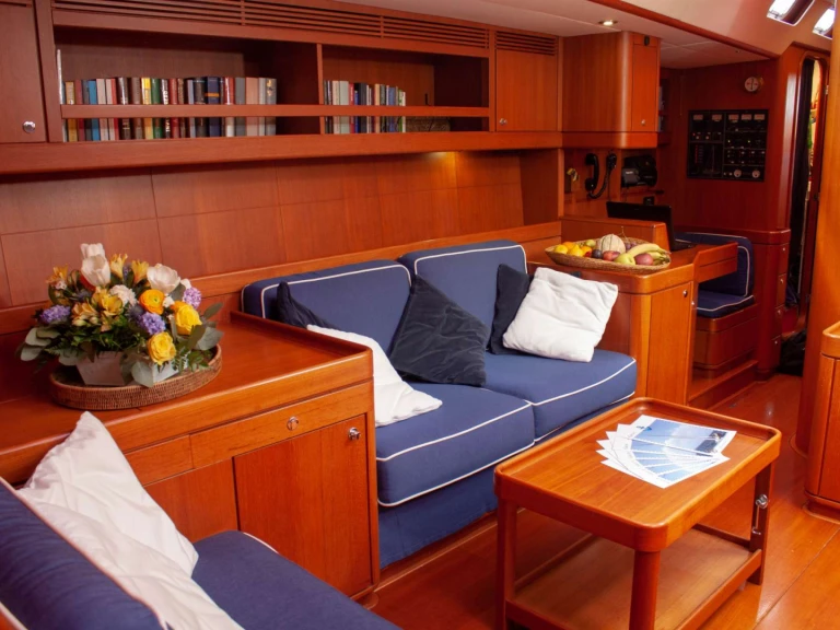 Hire Luxury Yacht with or without skipper Franchini Yachts Punta Ala