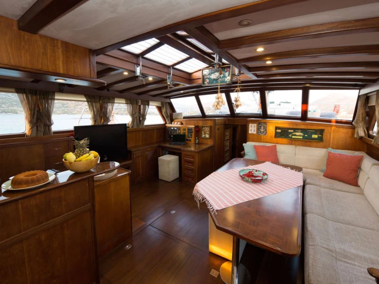 Luxury Yacht hire in Rhodes Island - Orion Yachts Lady Freya