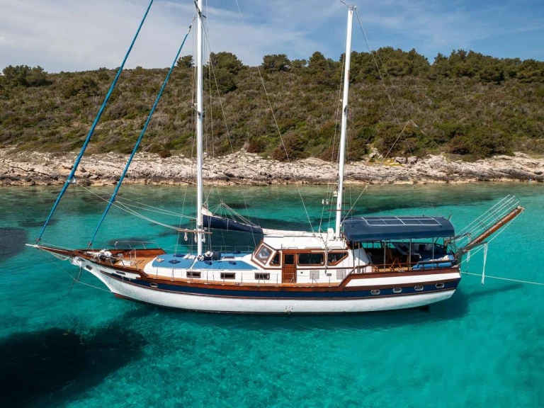 Yacht charter Split - Custom Hera on SamBoat