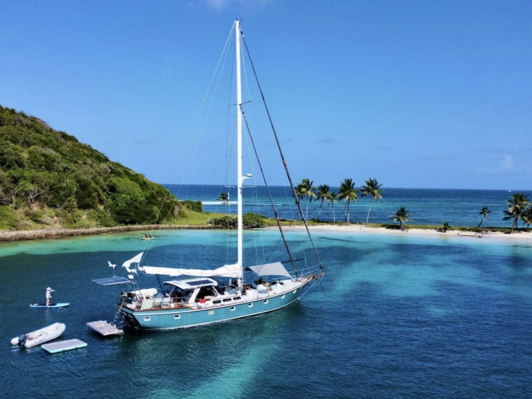 Hire Luxury Yacht with or without skipper Wellington Newport