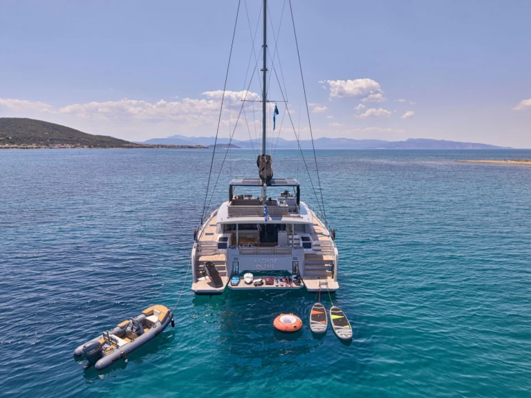 Yacht hire Néa Péramos cheap ANDARE OLTRE