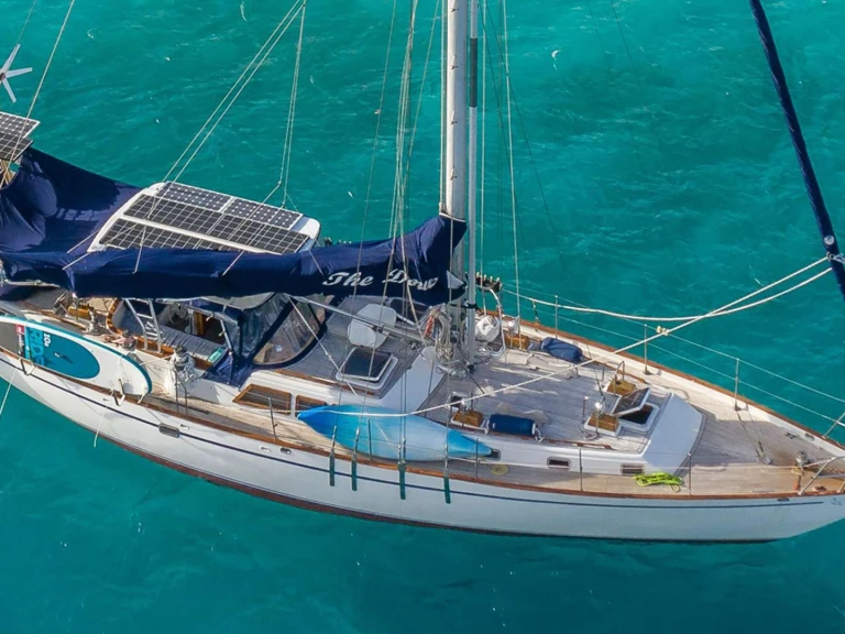 Hire Luxury Yacht W.I. Crealock with a boat licence
