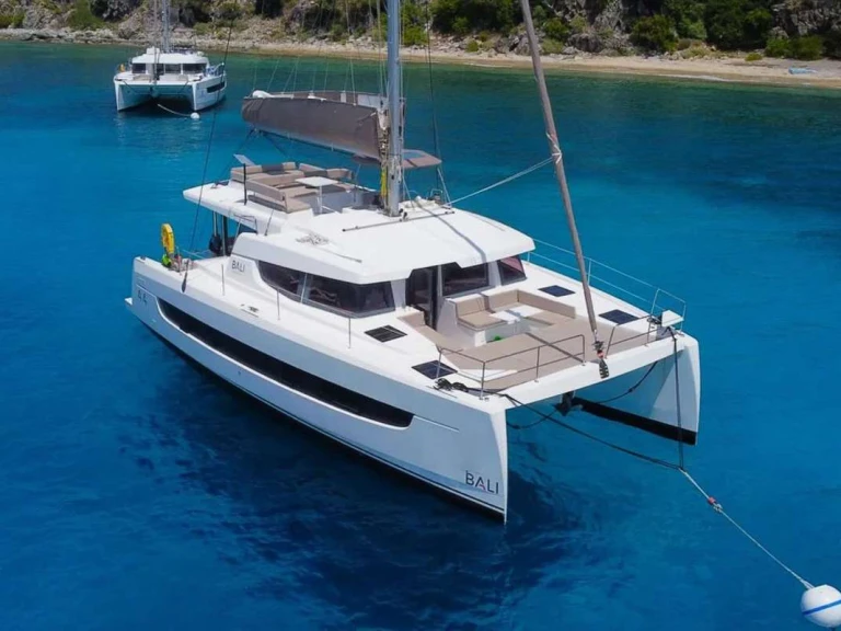 Hire Luxury Yacht with or without skipper Bali Exuma District