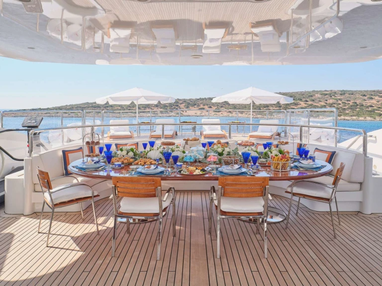 Yacht charter Athens - Benetti SUNDAY on SamBoat