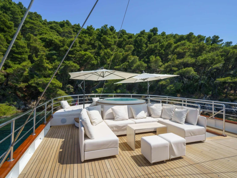 Yacht charter Skradin - Custom MAIA on SamBoat