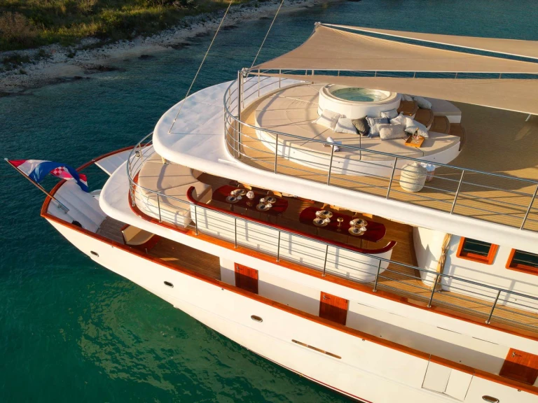 Yacht charter Split - Custom Bellezza on SamBoat