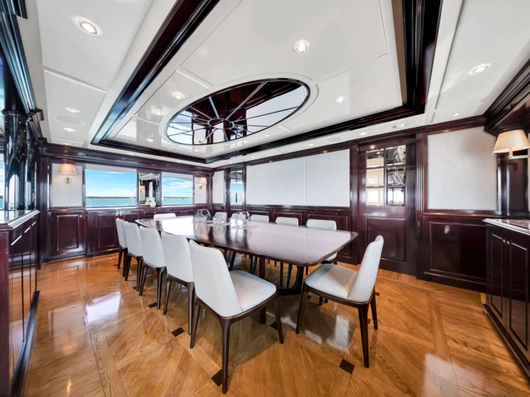Trinity SWEET CAROLINE II  charter bareboat or skippered in  Miami