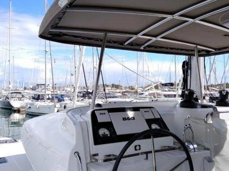 Yacht charter Skiathos - Lagoon Lagoon 42 on SamBoat