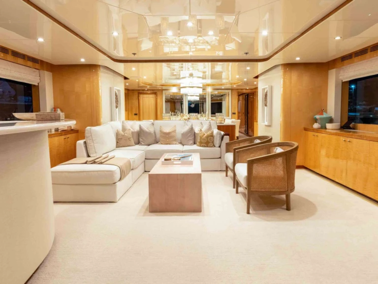 Horizon STAY SALTY charter bareboat or skippered in  Bahamas