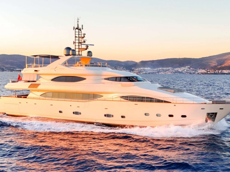 Hire a CRN Ancona ARIELA Marmaris