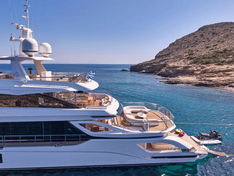 Luxury Yacht hire in Athens - Azimut VOLO MARE
