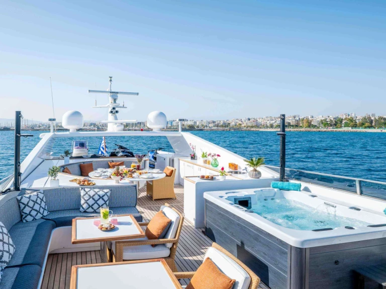 Yacht hire Athens cheap MOBIUS