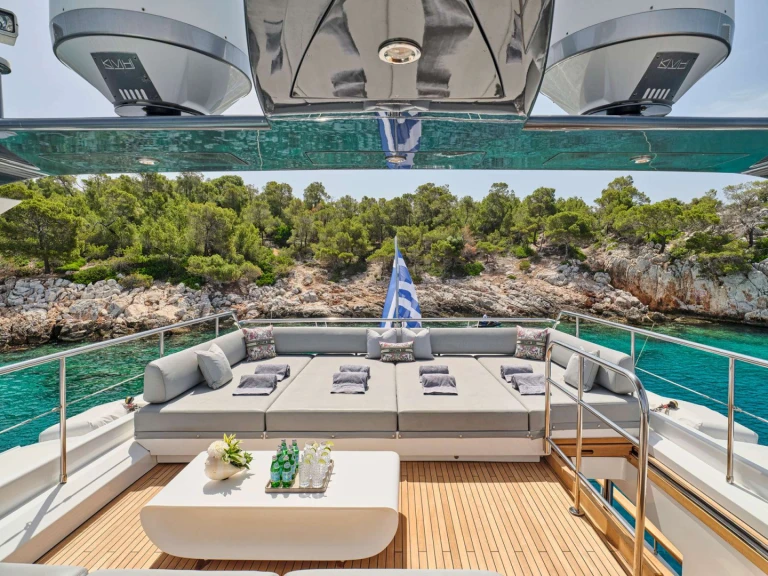 Yacht charter Piraeus - Couach DRAGON on SamBoat