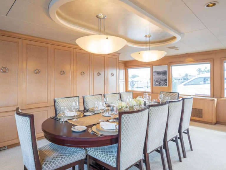 Charter a Christensen CHANSON in Montauk on Samboat