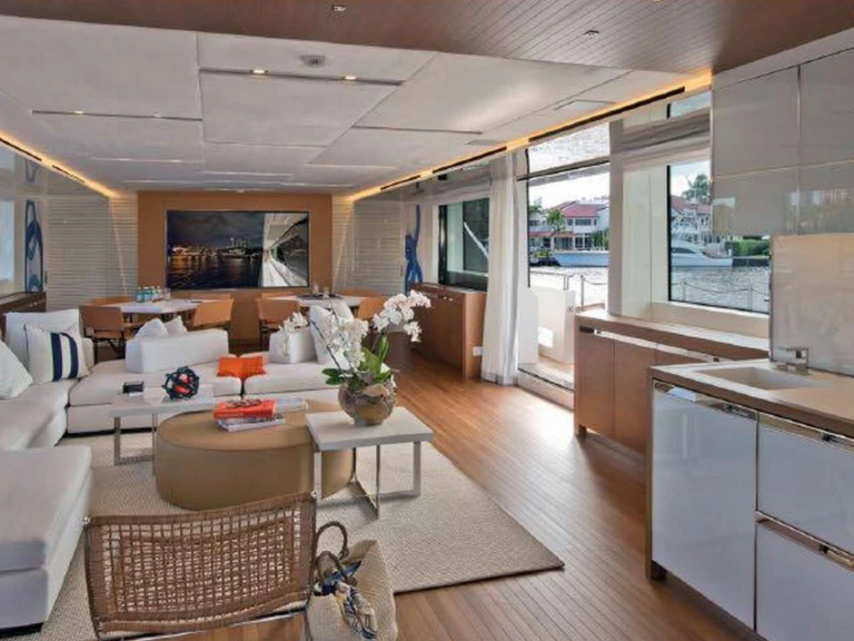 Charter a San Lorenzo MORNING STAR in Greece on Samboat