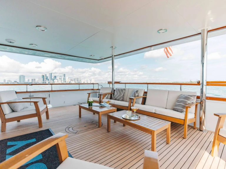 Broward SKY charter bareboat or skippered in  Bahamas