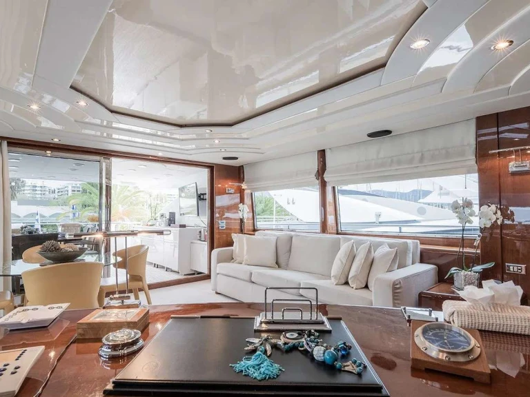 Charter a Technomarine LET IT BE in Piraeus on Samboat