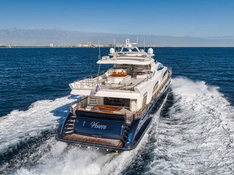 Luxury Yacht hire in Atlantic Highlands - Azimut VIVERE