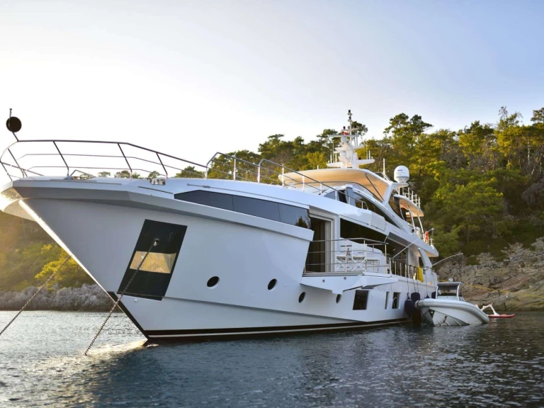 Yacht charter Greece - Azimut LOVE T on SamBoat