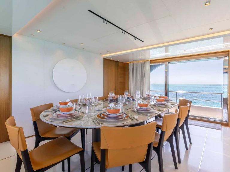 Hire Luxury Yacht with or without skipper Ocean alexander Bahamas