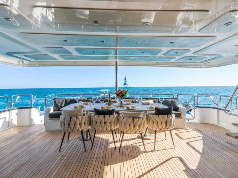 Luxury Yacht hire in Aventura - Custom PRIVILEGE